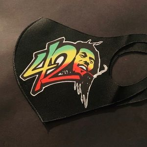 FACE MASK